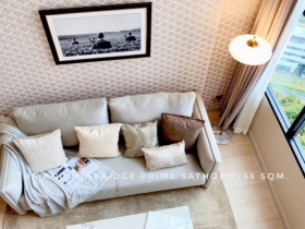 ให้เช่า คอนโด Duplex 2 bedrooms high floor KnightsBridge Prime สา